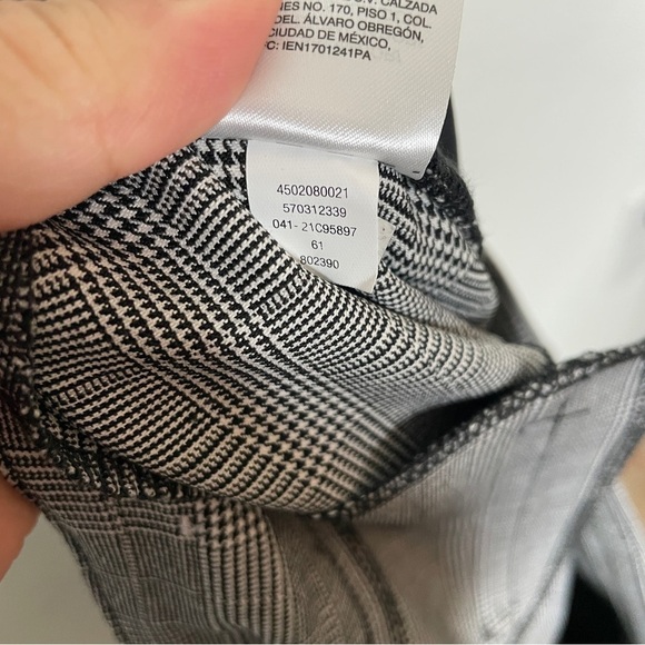 Chico's Brigitte Slim Ankle Pants Glen Plaid Size 12 Stretch - Picture 8 of 8